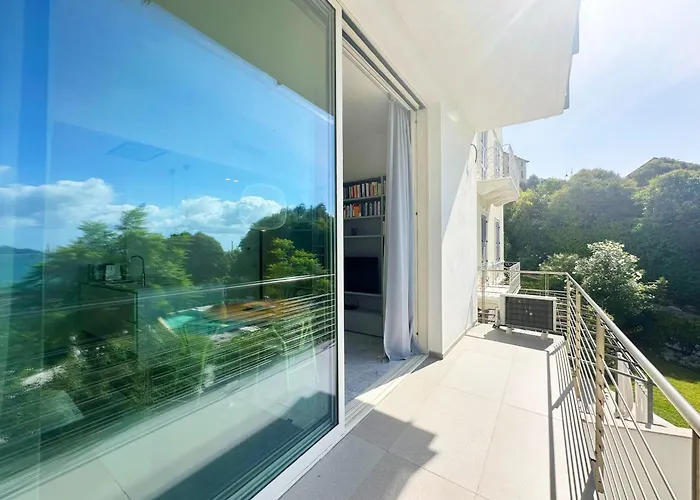 Sea Whisper By Portofinovacanze *